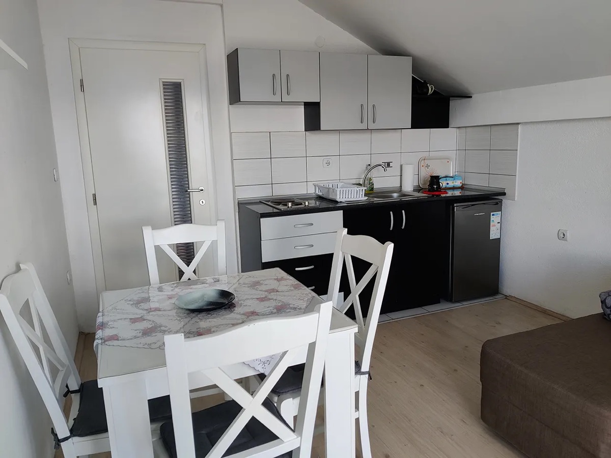 Apartmani Vila Roza - smeštaj u Starom Dojranu - fotografija 8