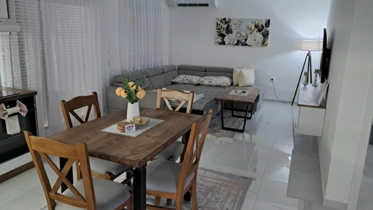 Bubi Apartment - уреден апартман за краток престој во Гевгелија