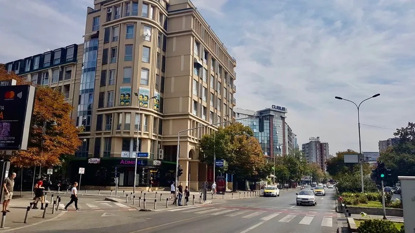 Spoljašnji izgled i lokacija poslovnog prostora na Partizanski Odredi 16