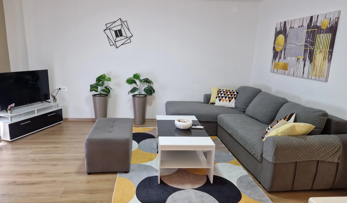 Emi Center Apartments - апартмани и rent-a-car во Гевгелија - фотографија 2