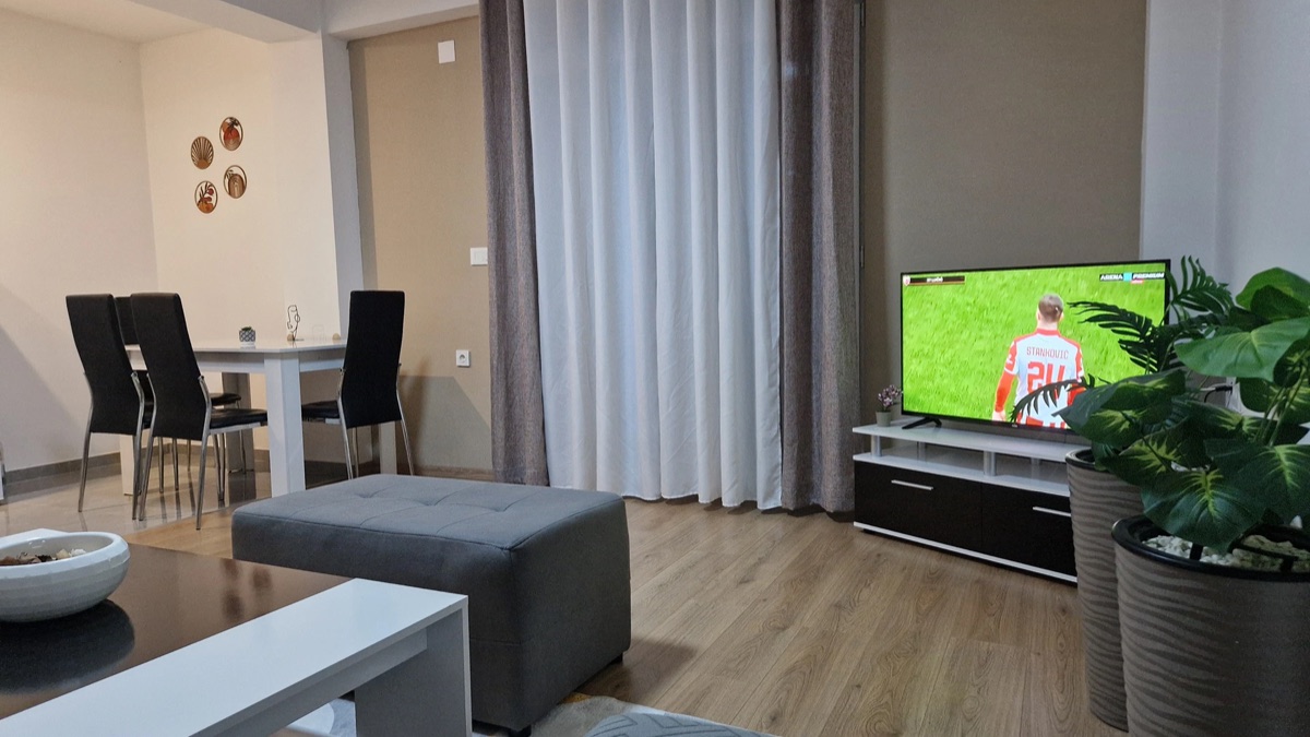 Emi Center Apartments - апартмани и rent-a-car во Гевгелија - фотографија 3