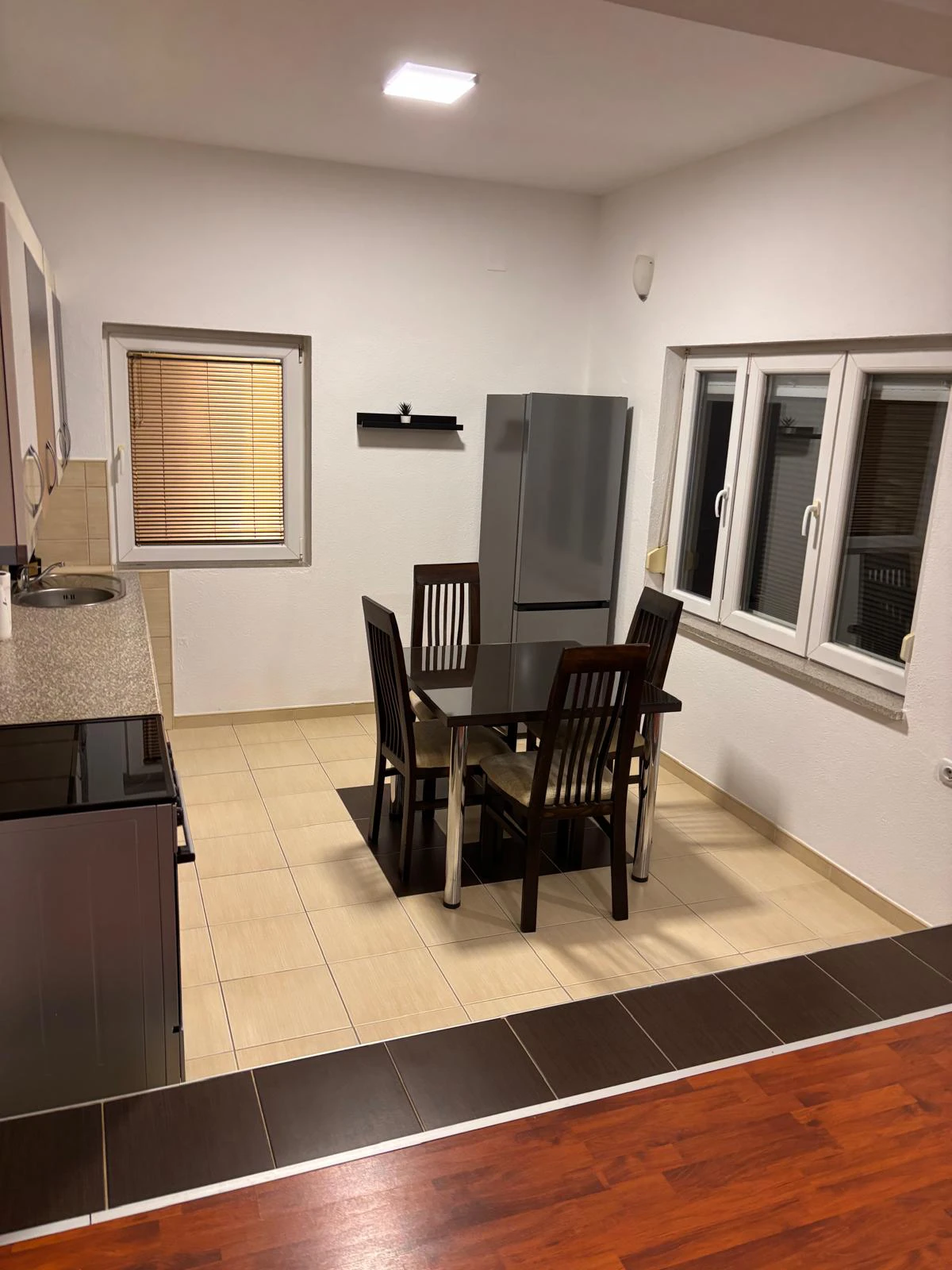 Furnished 92 m² house floor for rent in Gevgelija