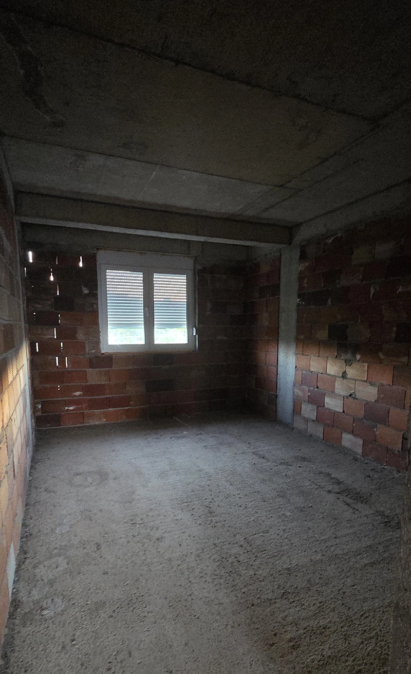 Kuća 400 m² u Gevgeliji sa apartmanskim potencijalom