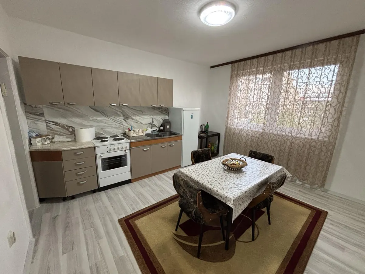 Funkcionalna kuhinja u stanu od 63 m²