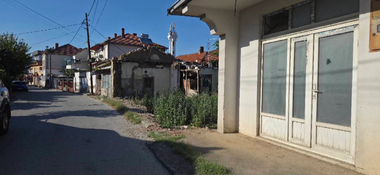 Wide street view of the location on Dimitar Vlahov Street in Gevgelija